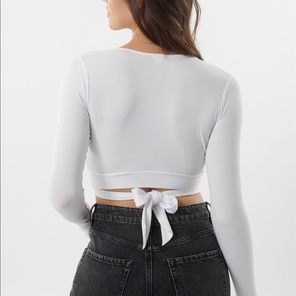 GARAGE white ribbed front tie crop top - Picture 2 of 6